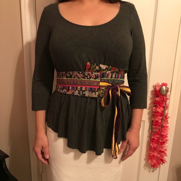 Gray tee - Picture 5 of 5